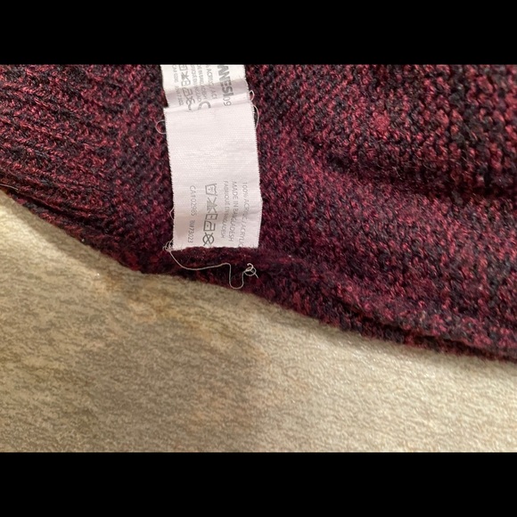 Men’s small hoodie - Picture 5 of 6